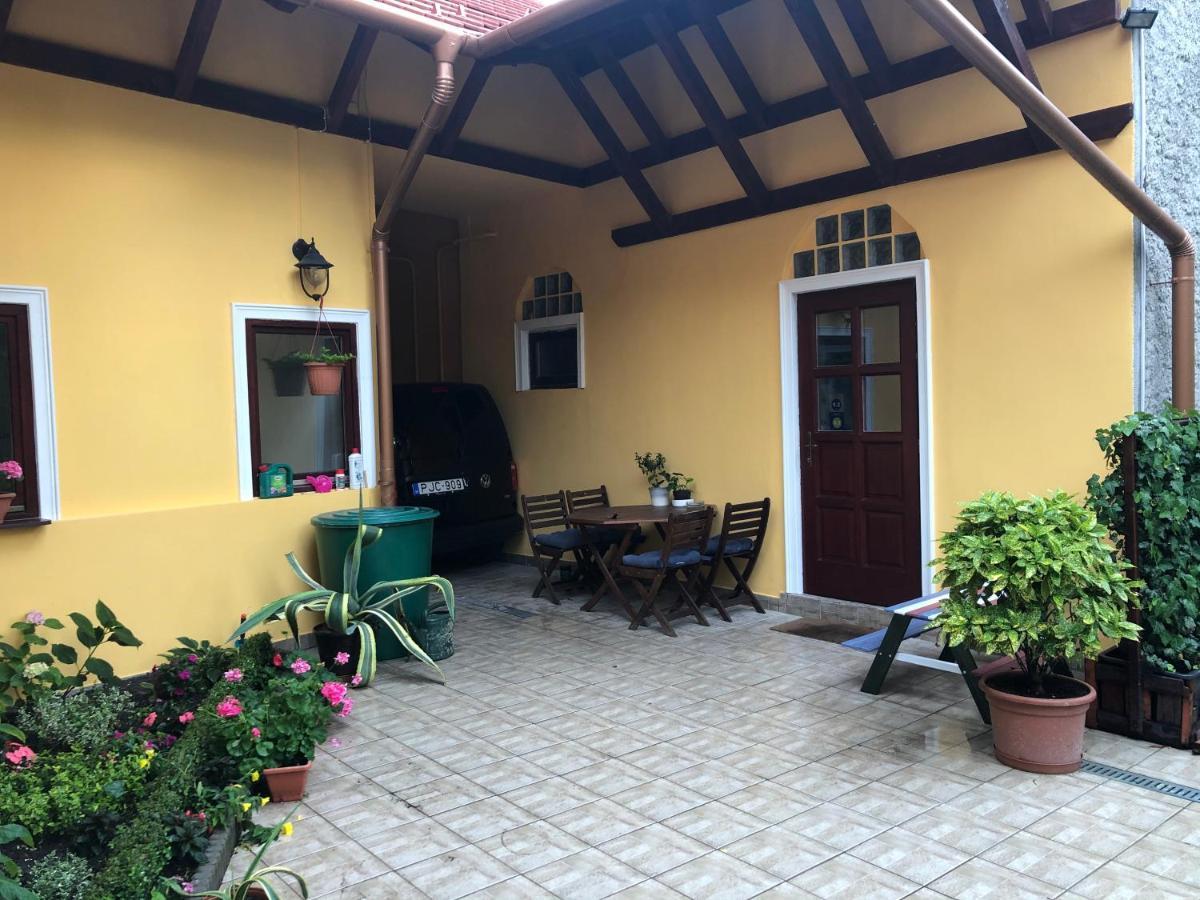 Rigo Lak Apartment Miskolc Luaran gambar