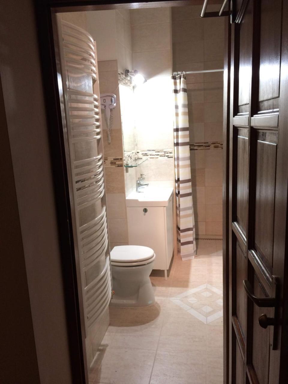 Rigo Lak Apartment Miskolc Luaran gambar